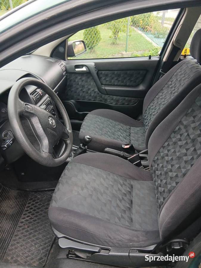 Opel Astra 14 benzyna kombi 2000 klimatyzacja Astra Dębica
