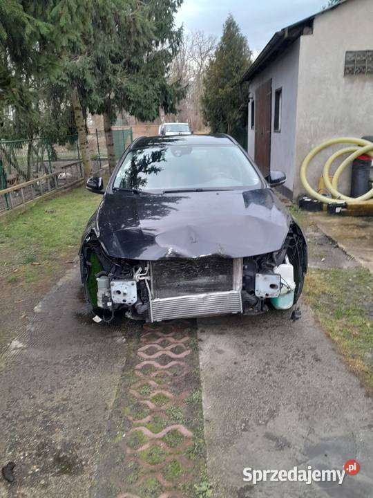 Sprzedam rozbite Volvo V60 2012 z Belgii Lubin