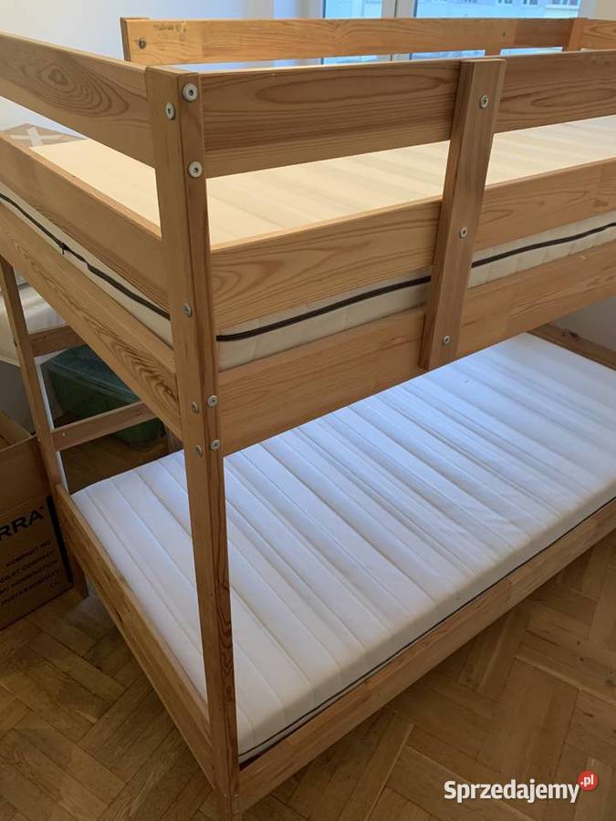 Łóżko piętrowe sosnowe z materacami Łóżka, wersalki i sofy Warszawa