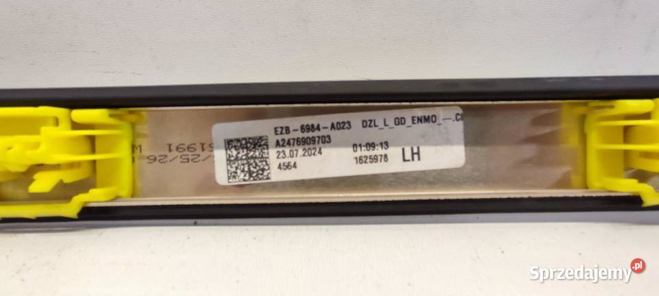 MERCEDES W247 LISTWA DACHOWA LEWA A2476909703 osobowe