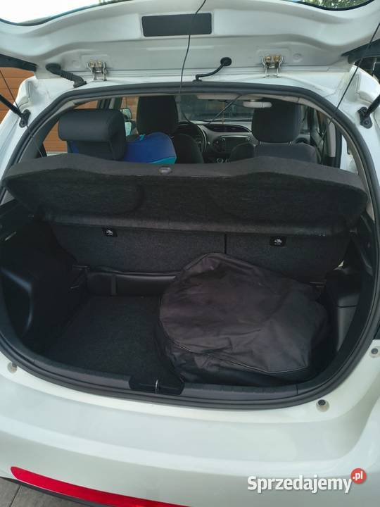 Toyota Yaris ogranicznik prędkości Hażlach