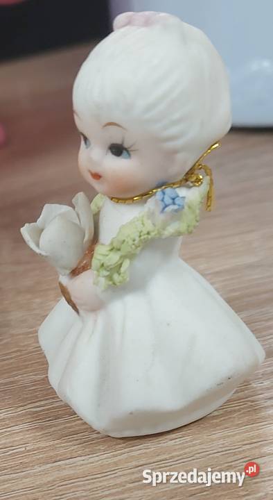Vintage miniaturowa figurka dziewczynki Białystok