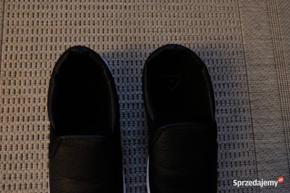 czarne trampki tenisówki buty slip on sportowe Toruń