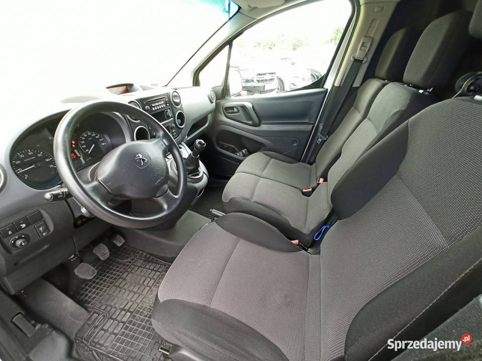 Peugeot Partner Salon VAT Ładowność 854 elektryczne szyby Rzeszów sprzedam
