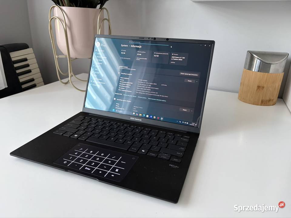 Asus ZenBook UM3406K OLED RYZEN AI 7 32gb1TB Gromnik