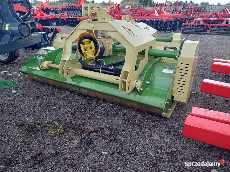 Kosiarka bijakowa STARK KDX240 profi z otwieraną Oborniki