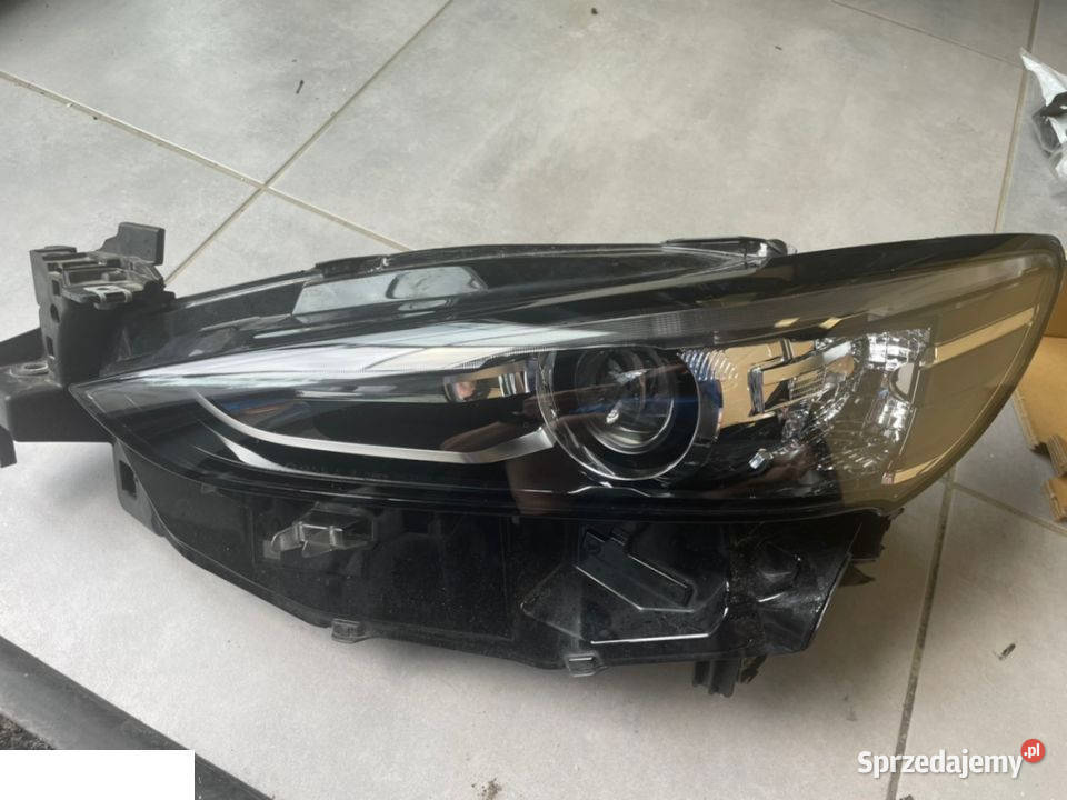 Mazda 6 20 reflektor Led lewy przód