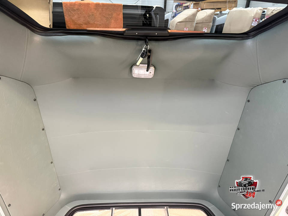 Zabudowa paki Hardtop Toyota Hilux 2015 Revo Pasłęk