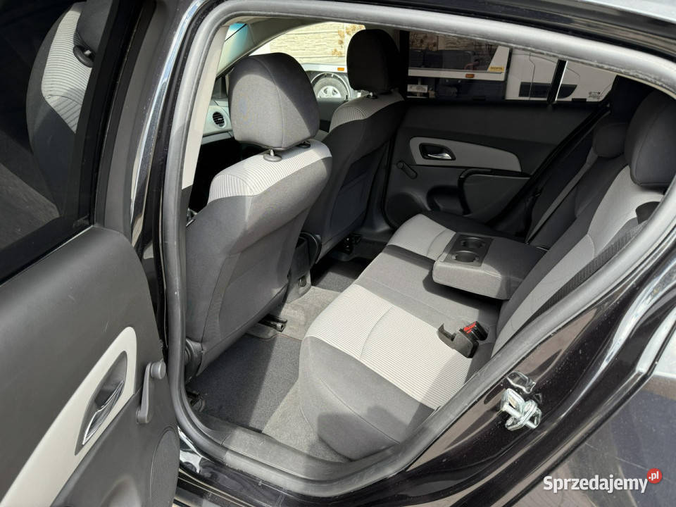 Chevrolet Cruze 16 benzyna bezwypadkowy z Konradów