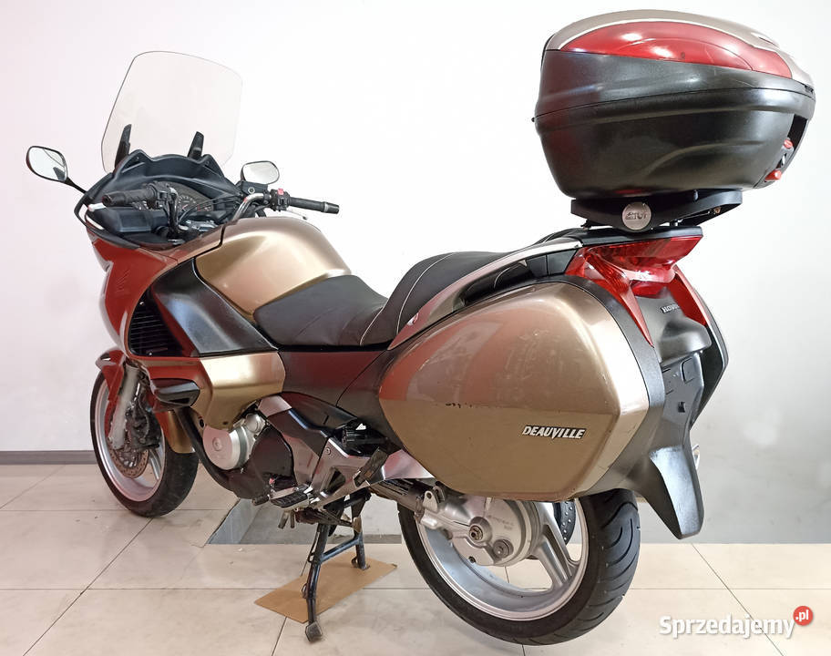 Honda NT700V Deauville NTV700 trzy kufry 2006 turystyczny Ostrołęka