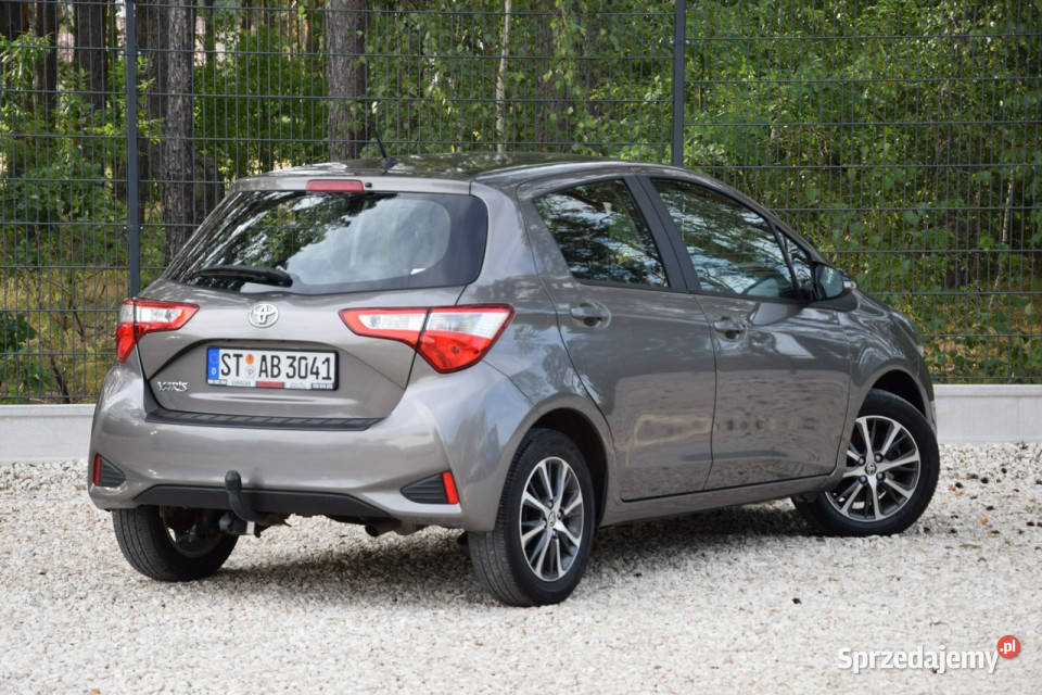 Toyota Yaris 15 VVTie 111 Kamera Serwis gniazdo SD Ostrów Mazowiecka