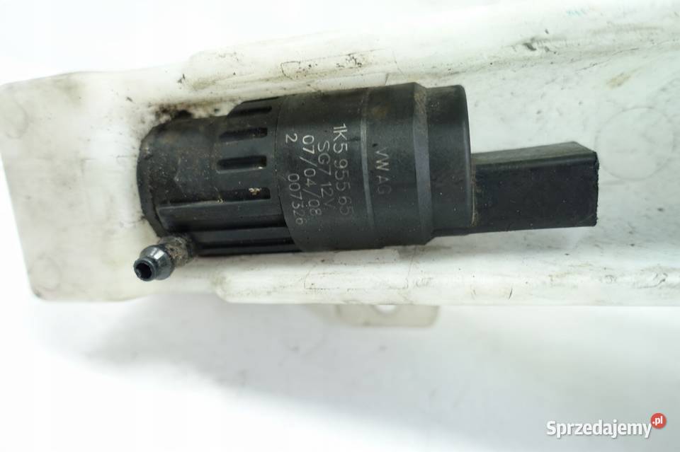 VW Passat CC ZBIORNICZEK SPRYSKIWACZY zbiornik Części samochodowe Janów