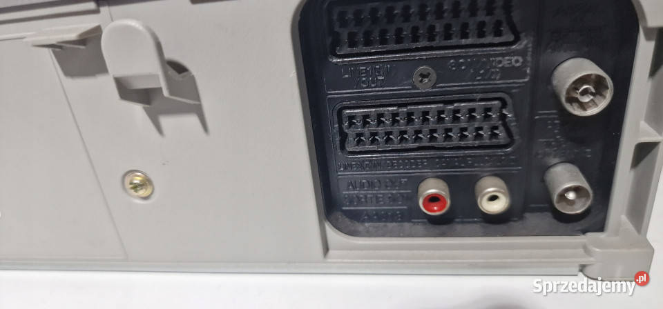 Video magnetowid Sharp VCGH61 VHS sprzedam