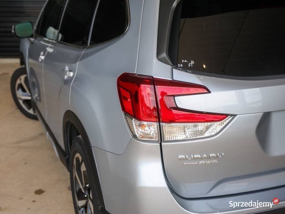 2022 Subaru Forester Touring Crossover AWD Piaseczno sprzedam