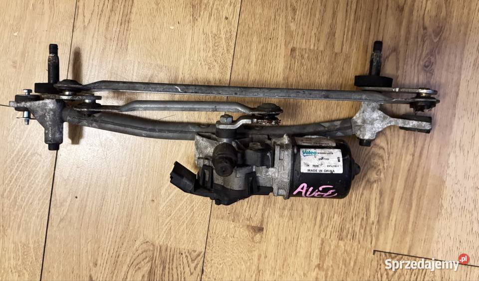 MECHANIZM WYCIERACZEK CHEVROLET AVEO T300 1014r Rok produkcji 2012 Sosnowiec