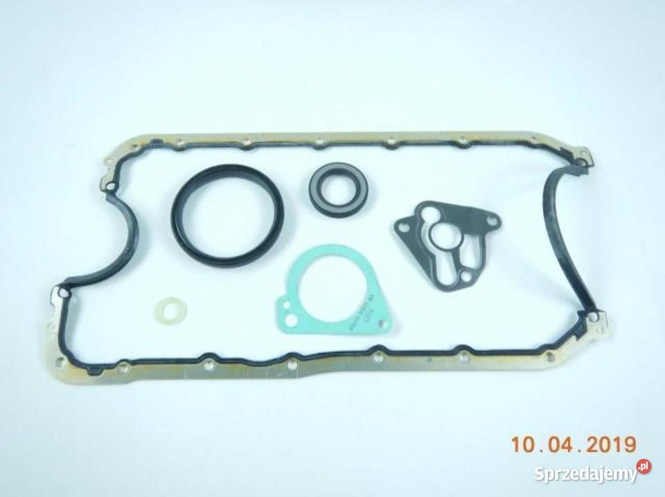 USZCZELKI SKRZYNI KORBOWEJ MAZDA 121 9603