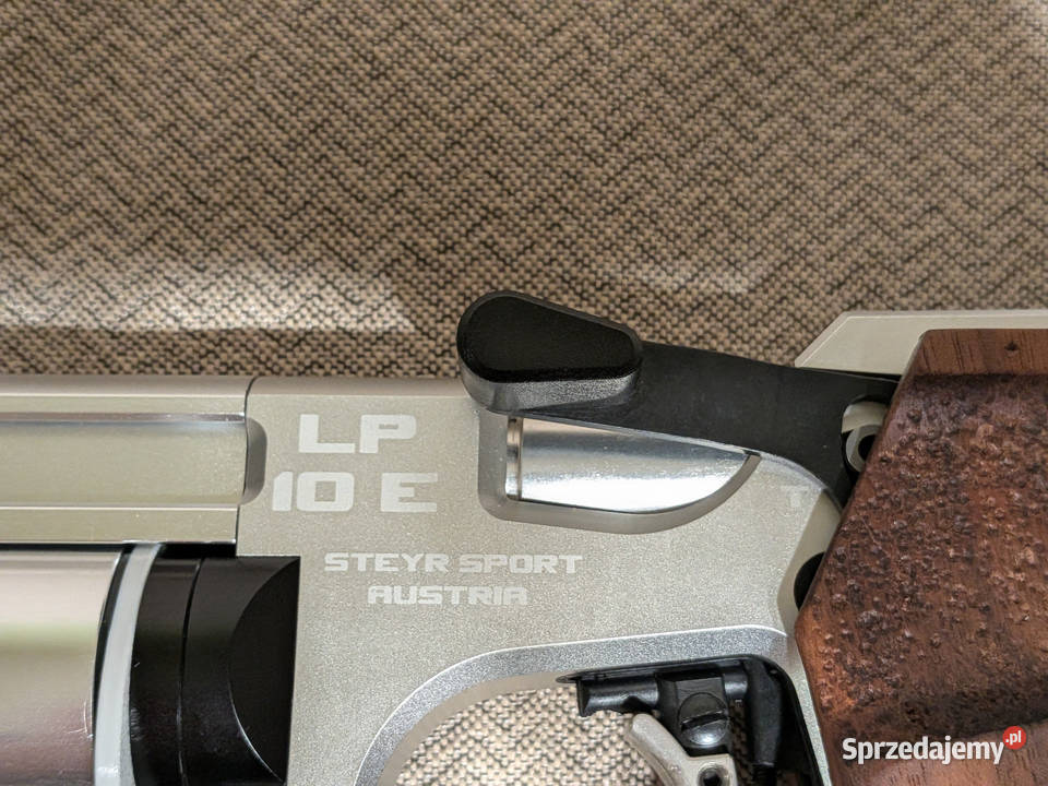 Pistolet Steyr LP10e LP 10 e rękojeść M prawy Sporty strzeleckie i myślistwo małopolskie