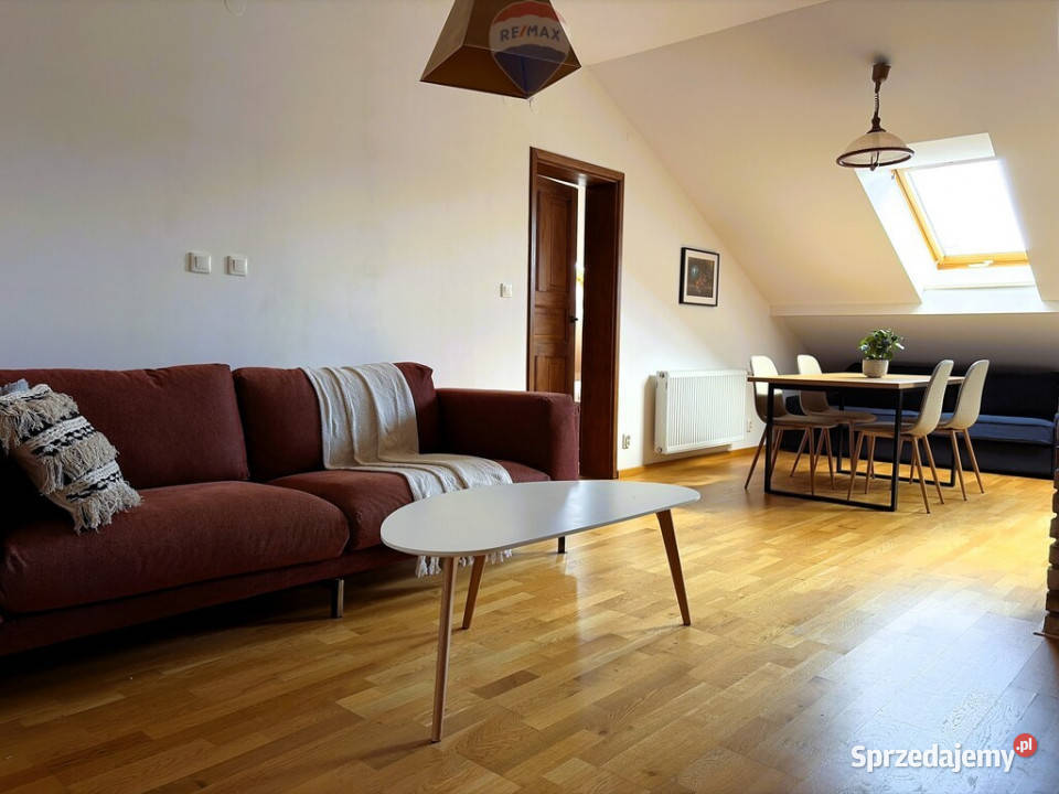 2 pokoje parking i czynsz w