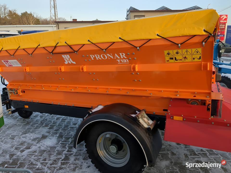 Posypywarka piaskarka Pronar T131 38t Dostępna Rok produkcji 2025 Opatówek sprzedam