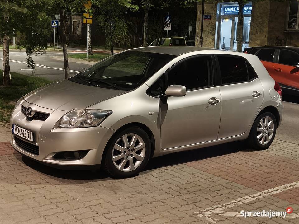 Toyota Auris 14 VVTi 97 LPG automat klima Nowy Dwór Mazowiecki