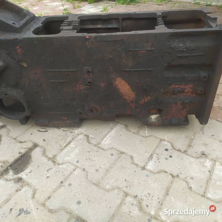 Obudowa skrzyni biegów Ursus C 355 Pniówek sprzedam