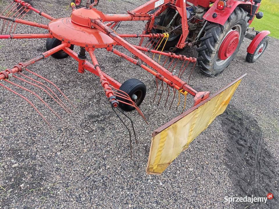 Sprzedam zgrabiarke karuzelową fella małopolskie Uszew