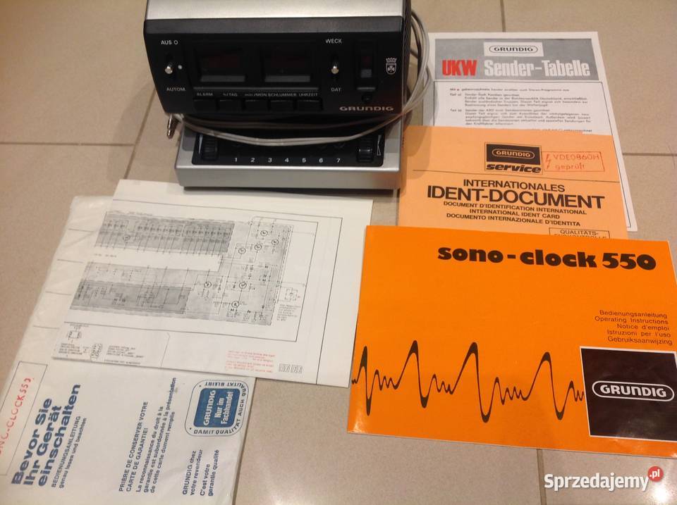 Stare Radio GRUNDIG Sono Clock 550 z papierami Nowa Sól