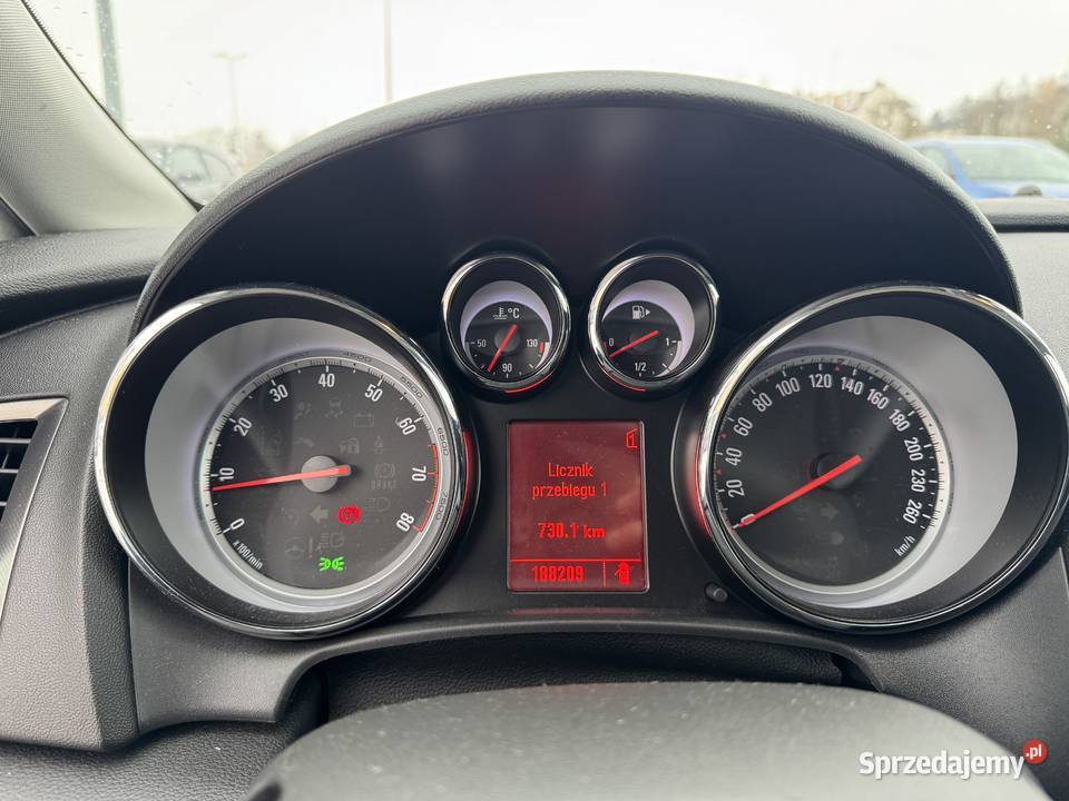 Opel Astra J 14T 140 2010 Opel zachodniopomorskie Szczecinek sprzedam