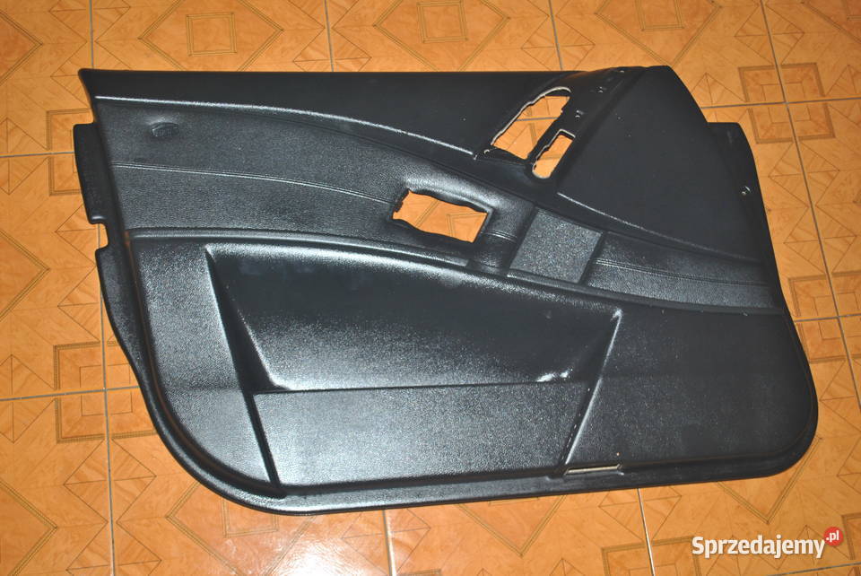Poszycie drzwi kierowcy BMW E60 E61 boczek osobowe Poręba