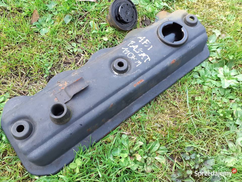 Pokrywa zaworów Volkswagen Passat 110 z korkiem Tuszkowo