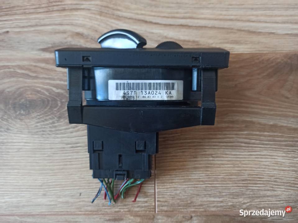 Włącznik przełącznik świateł z funkcją AUTO Ford Panele sterowania, przełączniki sprzedam