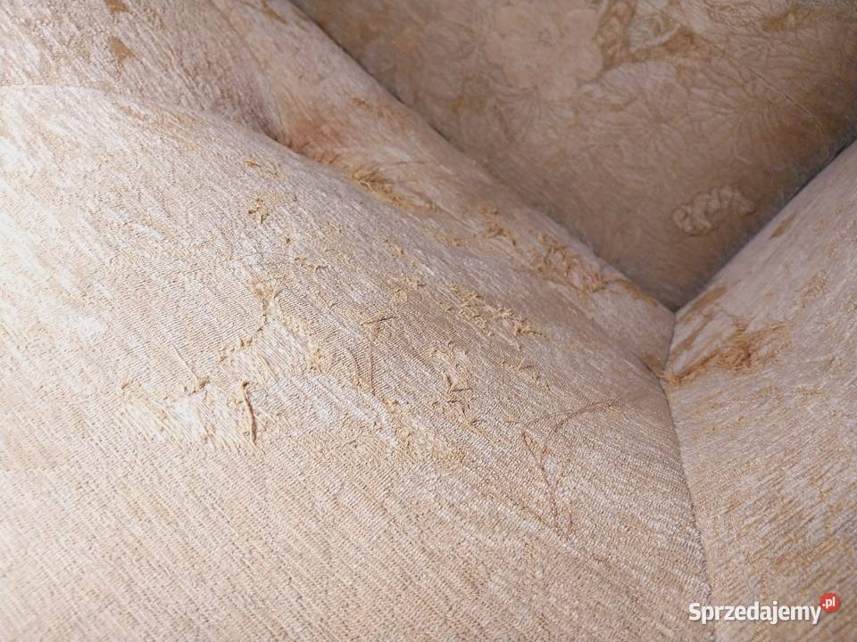 fotel na drewnianej ramie Grójec