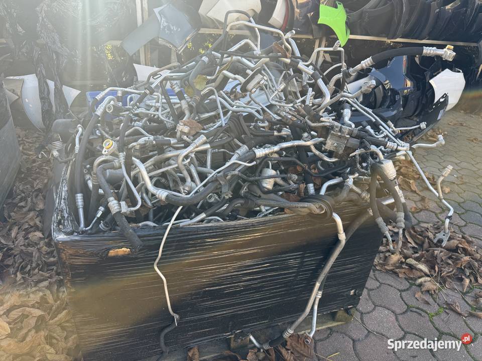 Sprzedam części samochodowe blacharskie Częstochowa