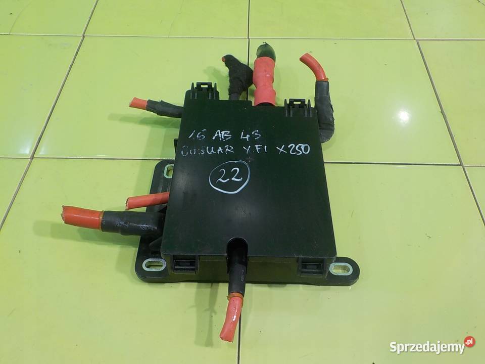 JAGUAR I X250 22 D 14r SEDAN 4D skrzynka sprzedam