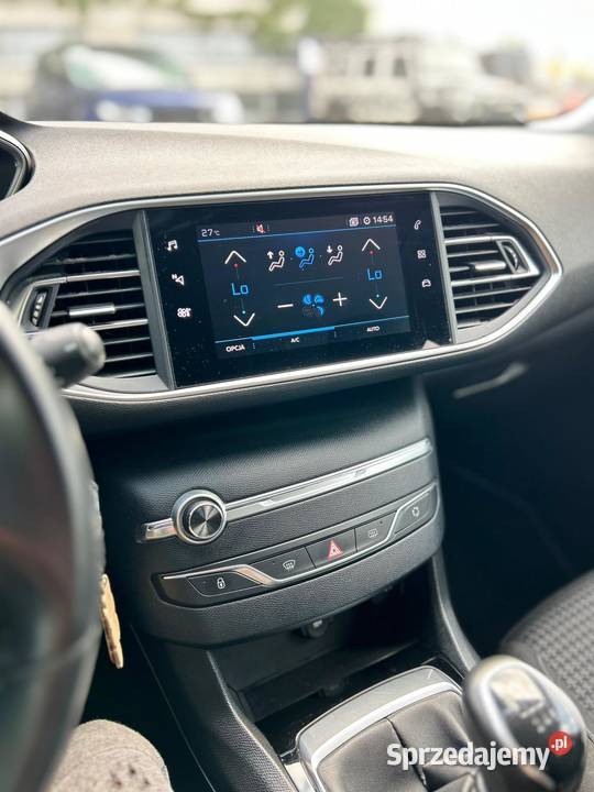 Peugeot 308 15 BlueHDi 2020r Salon Lesznowola sprzedam