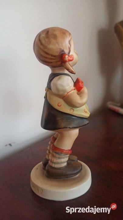 Dziewczynka duża z koszyczkiem Figurka Goebel Gdańsk