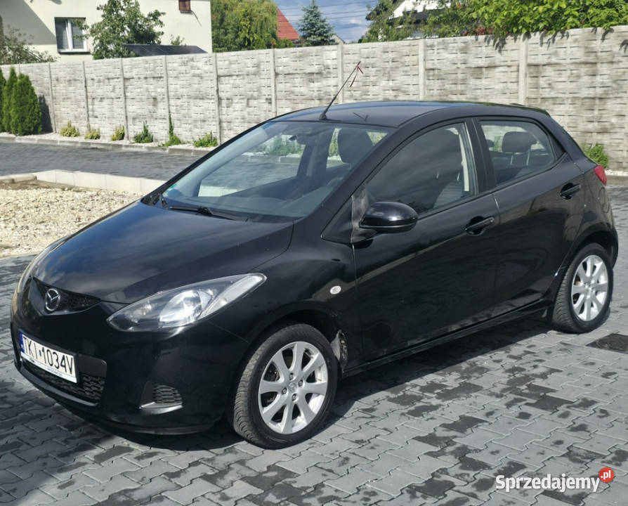 Mazda 2 133 Benzyna Serwisowany Gwarancja Bogate nieuszkodzony Piekoszów