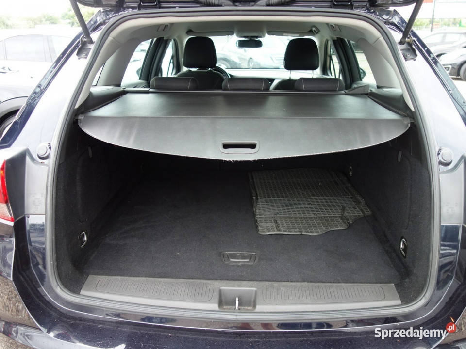 Opel Astra Opel Astra Sports Tourer z 2017 roku gniazdo USB Słupsk