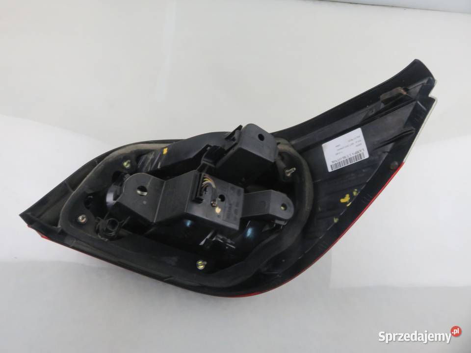 LAMPA LEWA TYLNA BMW E60 6910767