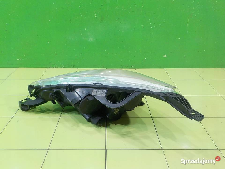 CITROEN C3 II 14 HDI 11r HB 5D lampa prawa przod Suków sprzedam