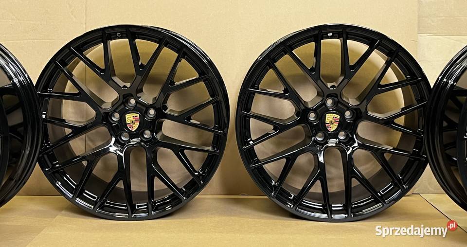 Porsche Macan RS Spyder 95B601025DL 95B601025DM wielkopolskie