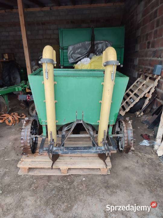 Sadzarka do ziemniaków państwowa produkcja KPMR Gołuchów