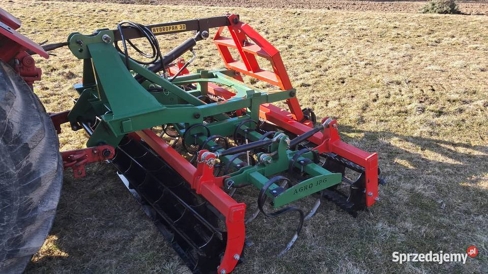 Sprzedam agregat uprawowo siewny bierny3m Lewniowa