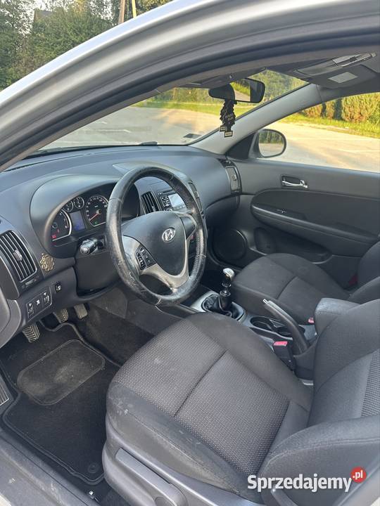 Hyundai i30 16 gaz 2009r Rok produkcji 2009 Słotowa