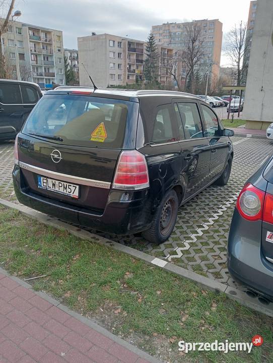 Opel Zafira B 19 120 kamera cofania