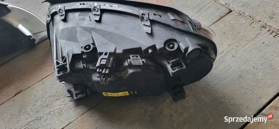 Lampy volvo v70 xenon osobowe Oświetlenie podkarpackie Narol