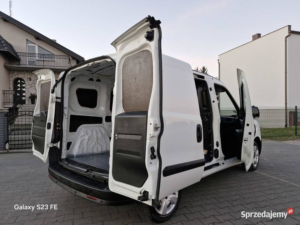 FIAT DOBLO 13 90 2013r zadbanybezwypadek Rydzyna