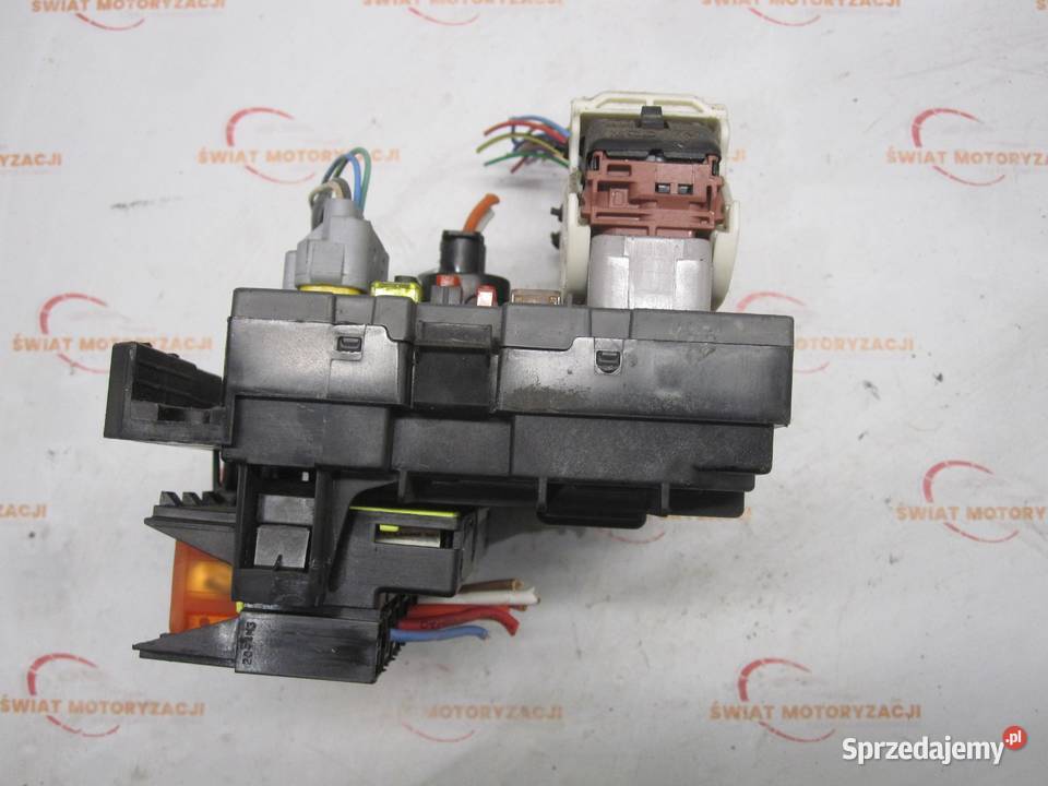 PEUGEOT 3008 I 12r moduł BSM 9675877980 Kielce