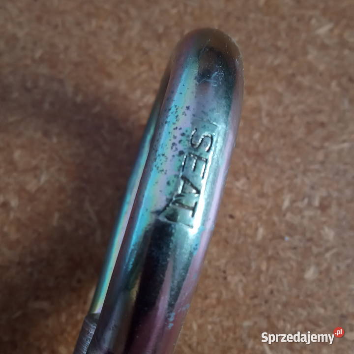 Seat Ibiza III Ucho holownicze Hak podkarpackie