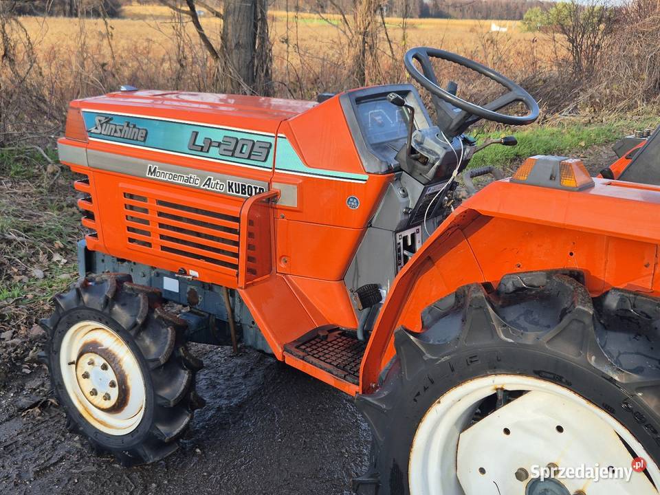 Traktorek traktor KUBOTA L1205D 20 44 Małuszyn sprzedam